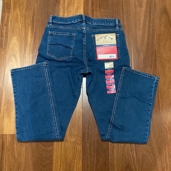 NWT Women’s Blue Mountain Size 10 Jeans - Picture 3 of 9